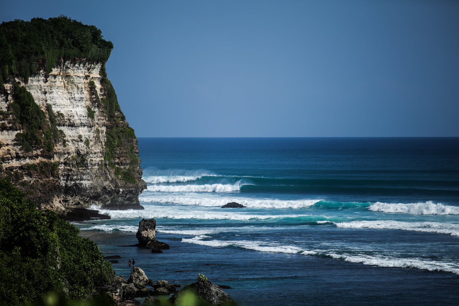 Onto the Uluwatu clifftops