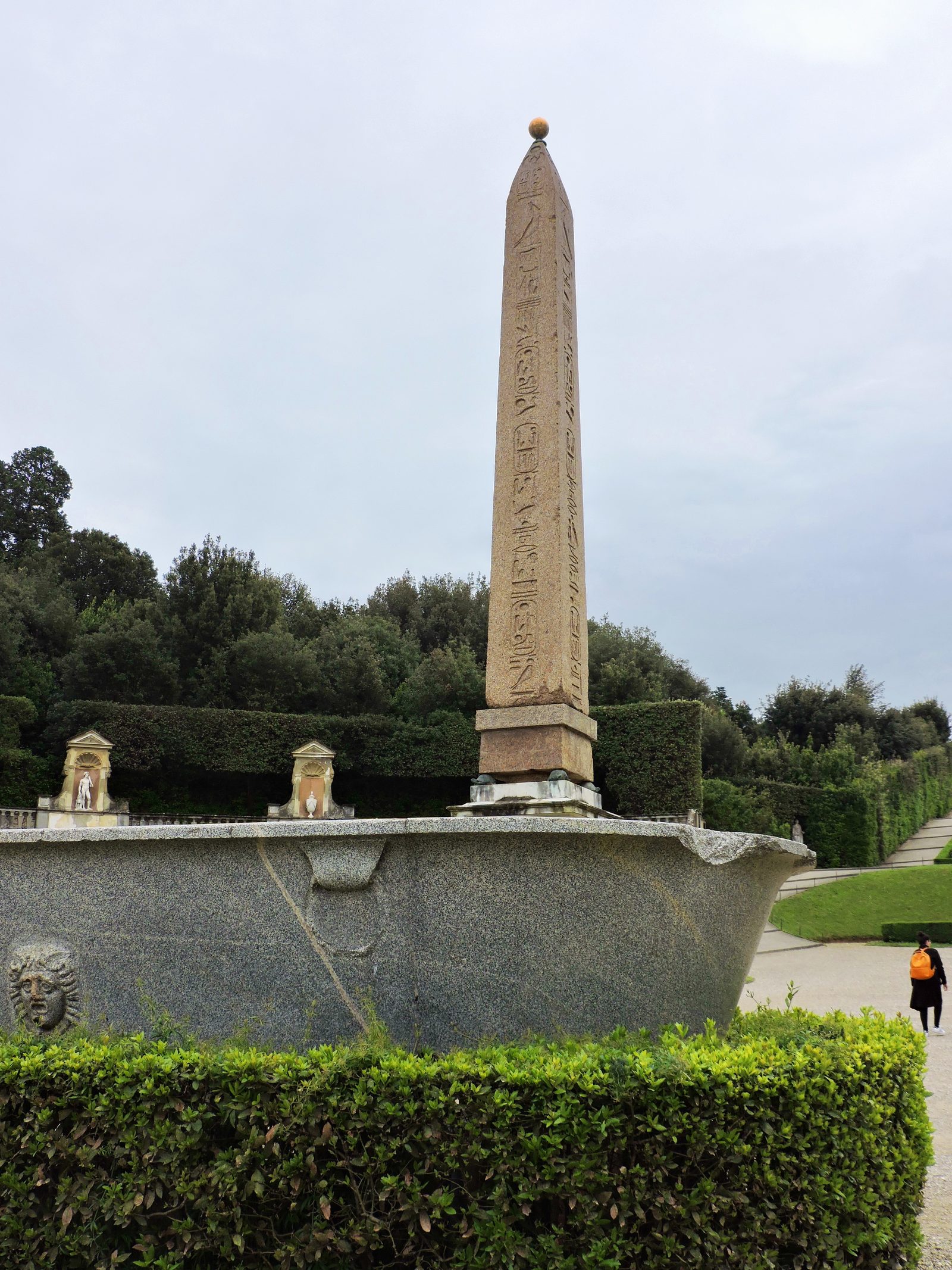 Italy Alone, day 12: Pasta + Tuscan farmhouse