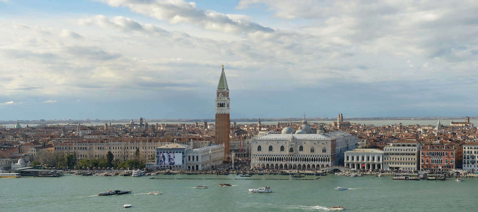 Italy Alone, day 6: Venice · Slow water day